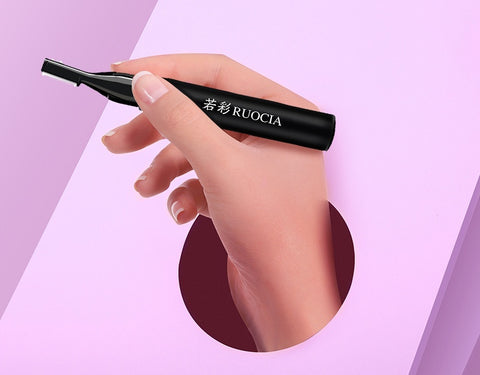 Electric eyebrow trimmer